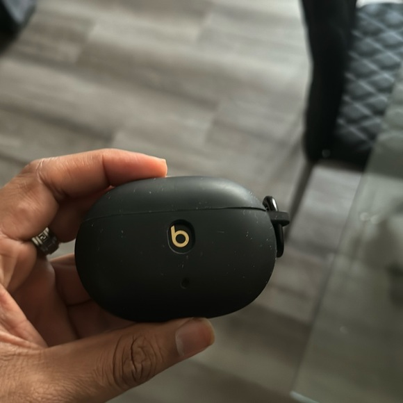 Item: Beats Studio Buds Plus - Black (Gently Used)

Price:** $135 - Picture 1 of 2